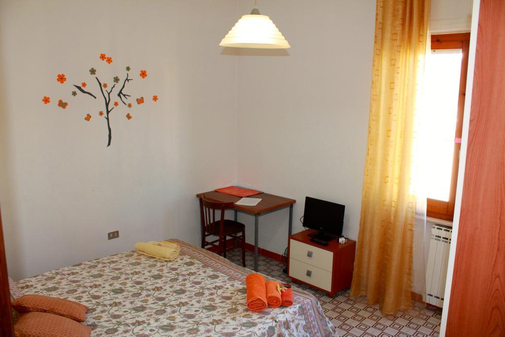 B&B Williwaw Quartu SantʼElena Zimmer foto