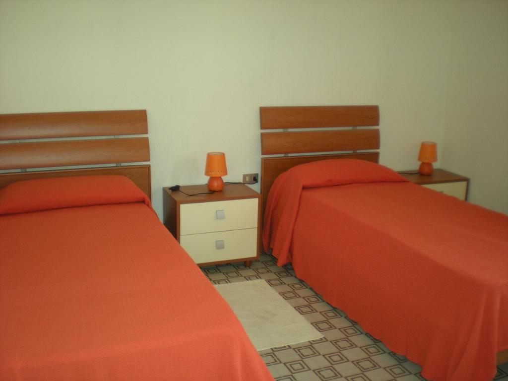 B&B Williwaw Quartu SantʼElena Zimmer foto